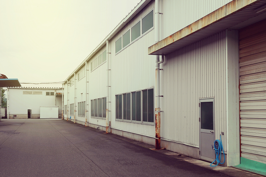 神谷建材の外観写真